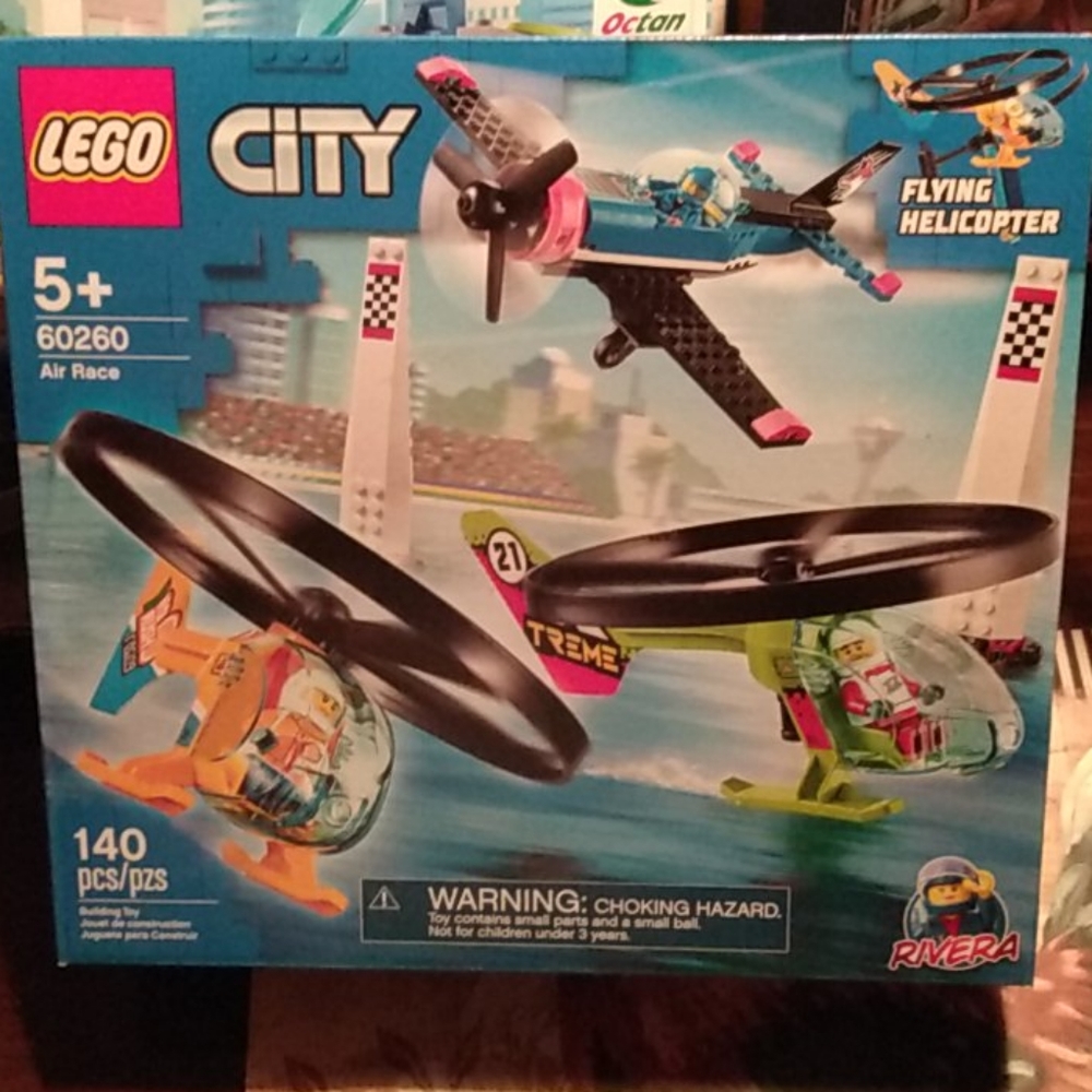 Lego city flying helicopter